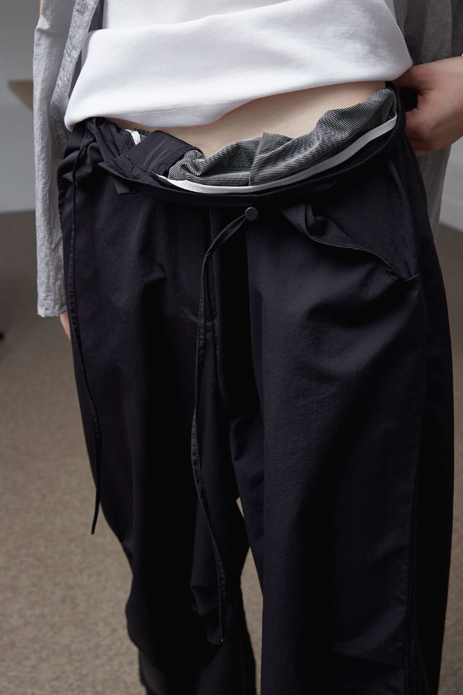 [주문폭주/당일발송] string jogger tuck pants (3c)